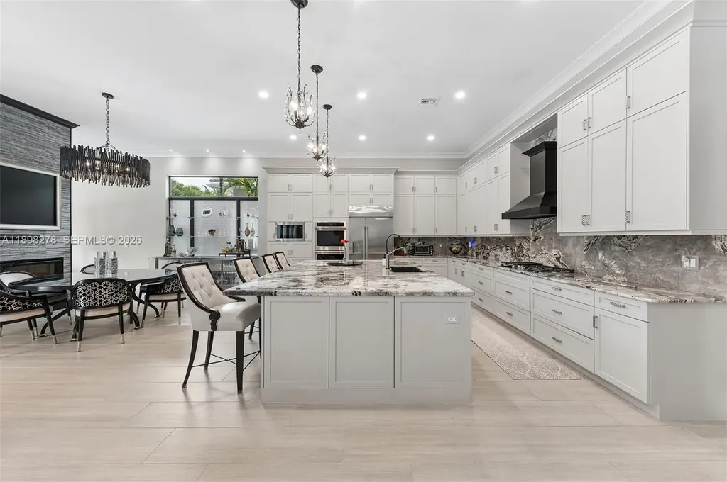 9228 Coral Isles Circle Palm Beach Gardens FL 33412