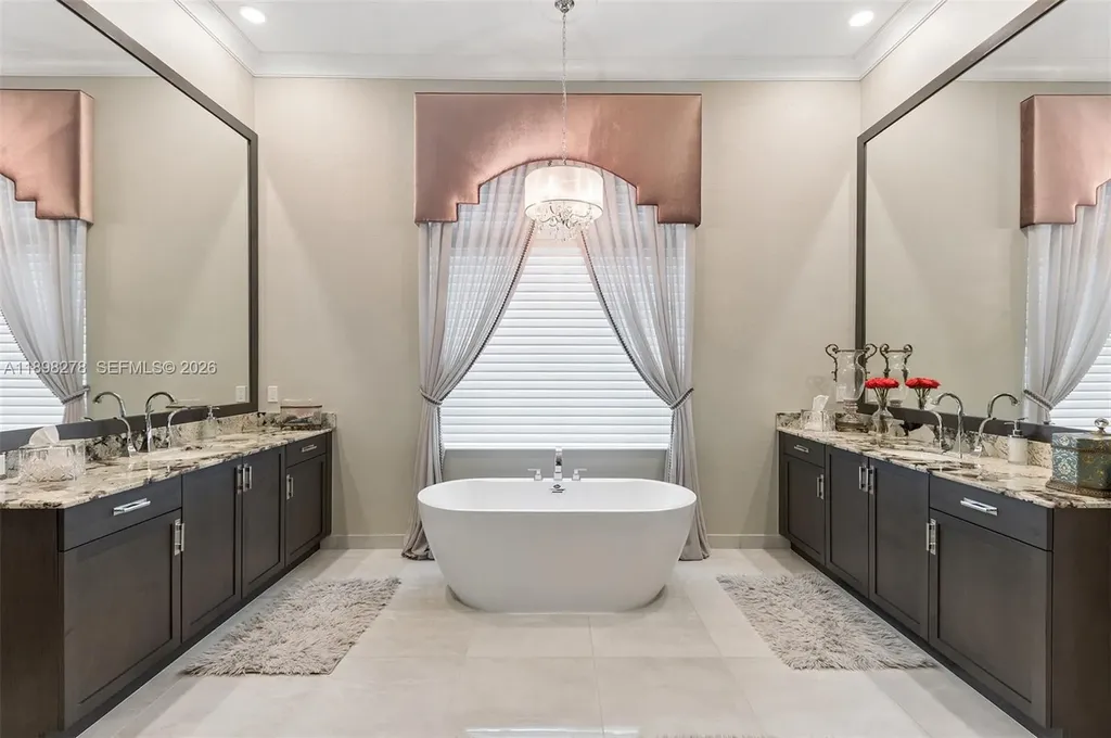 9228 Coral Isles Circle Palm Beach Gardens FL 33412