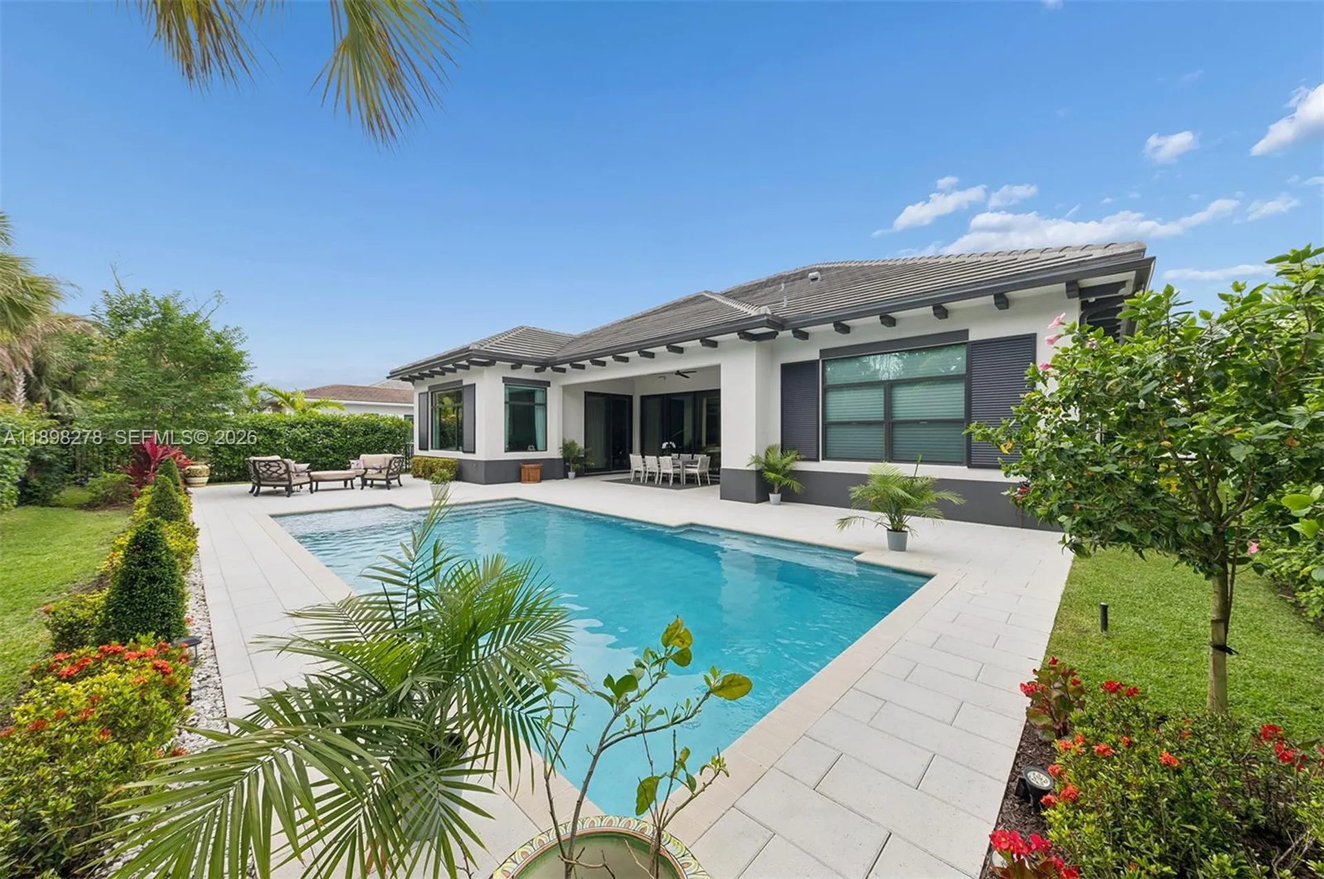 9228 Coral Isles Circle Palm Beach Gardens FL 33412
