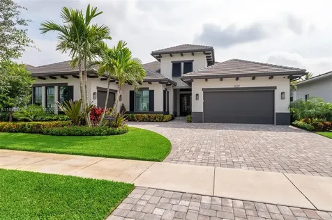 9228 Coral Isles Circle Palm Beach Gardens FL 33412