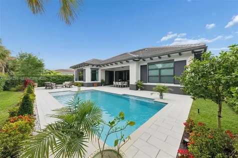 9228 Coral Isles Circle Palm Beach Gardens FL 33412