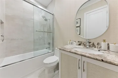 9228 Coral Isles Circle Palm Beach Gardens FL 33412