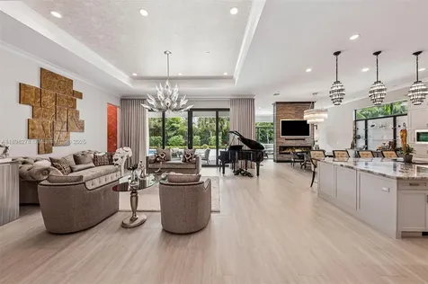 9228 Coral Isles Circle Palm Beach Gardens FL 33412