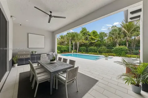 9228 Coral Isles Circle Palm Beach Gardens FL 33412