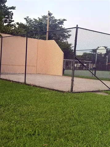 21640 NW 3rd Place Pembroke Pines FL 33029