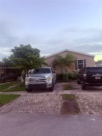 21640 NW 3rd Place Pembroke Pines FL 33029