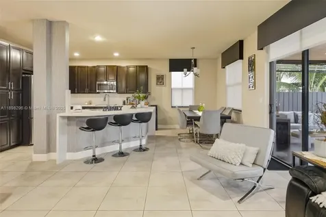 8870 NW 99th Path Doral FL 33178