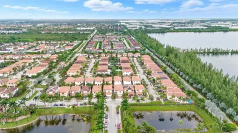 8870 NW 99th Path Doral FL 33178