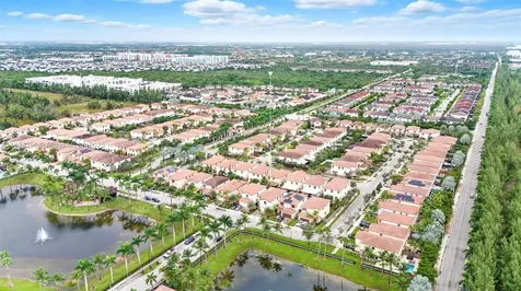 8870 NW 99th Path Doral FL 33178