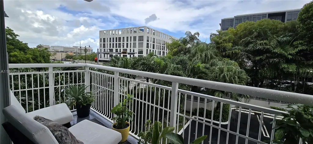 1688 West Avenue Miami Beach FL 33139