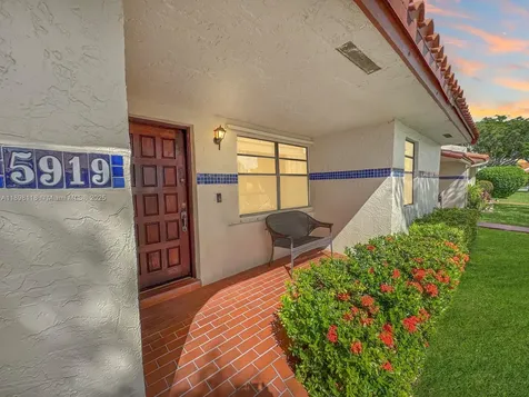 5919 SW 112th Terrace Cooper City FL 33330