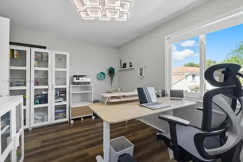 347 Fairmont Road Weston FL 33326