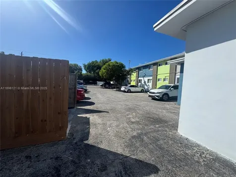 6805 SW 88th Street Pinecrest FL 33156