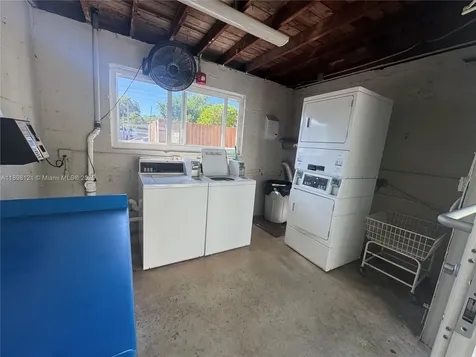 6805 SW 88th Street Pinecrest FL 33156