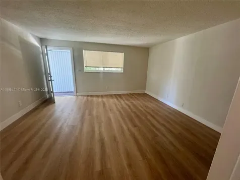 6805 SW 88th Street Pinecrest FL 33156