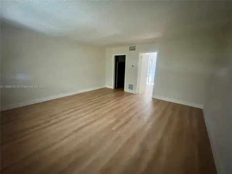6805 SW 88th Street Pinecrest FL 33156