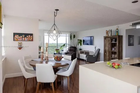 1300 Saint Charles Place Pembroke Pines FL 33026