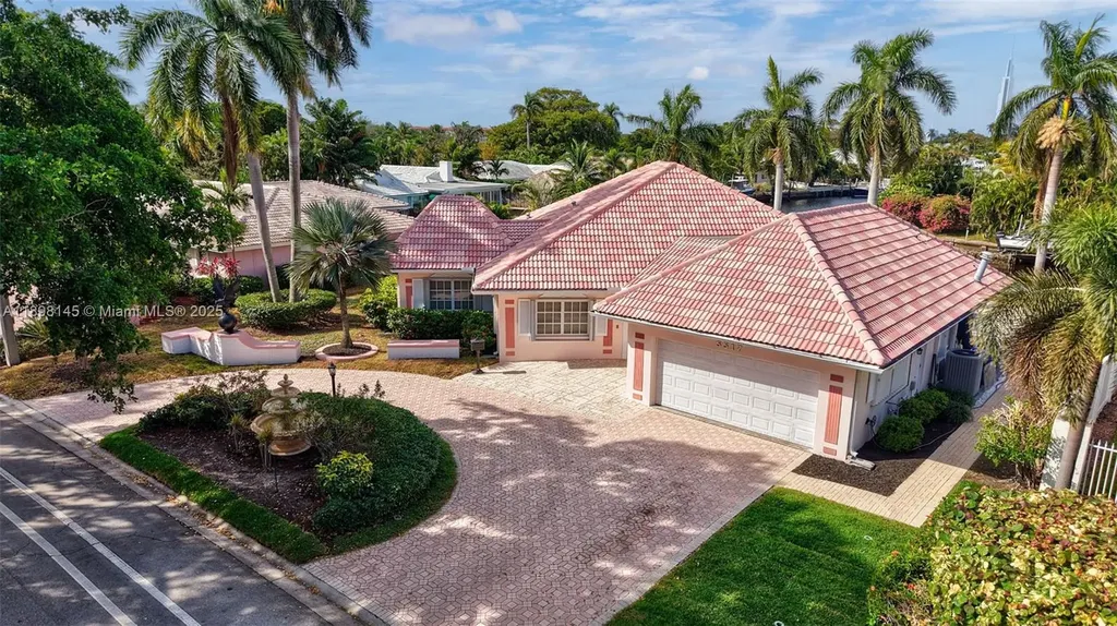 5517 Bayview Drive Fort Lauderdale FL 33308