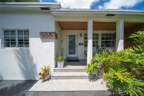 555 NE 127th Street North Miami FL 33161