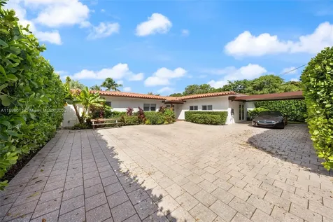 12944 Banyan Road North Miami FL 33181