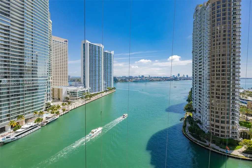 465 Brickell Avenue Miami FL 33131