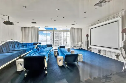 465 Brickell Avenue Miami FL 33131