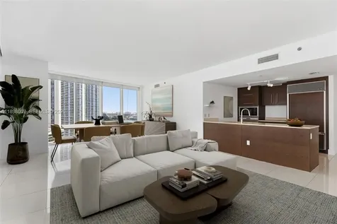 465 Brickell Avenue Miami FL 33131
