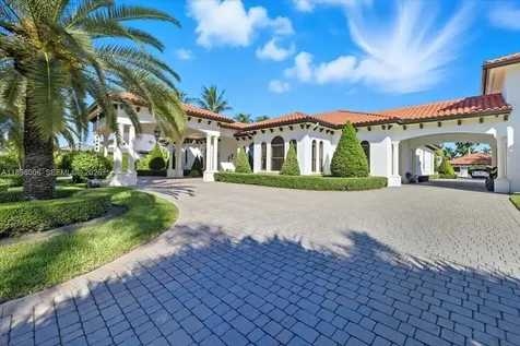 10181 NW 131st Street Hialeah Gardens FL 33018