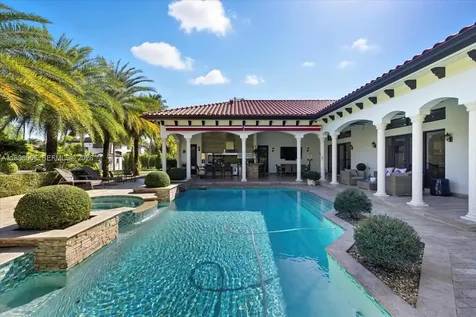 10181 NW 131st Street Hialeah Gardens FL 33018
