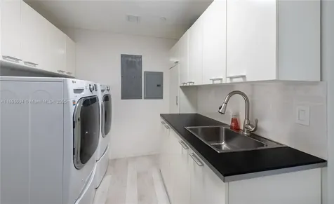 785 Crandon Boulevard Key Biscayne FL 33149