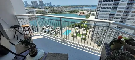 18071 Biscayne Boulevard Aventura FL 33160