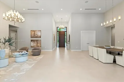 7110 SW 82 Avenue Miami FL 33143