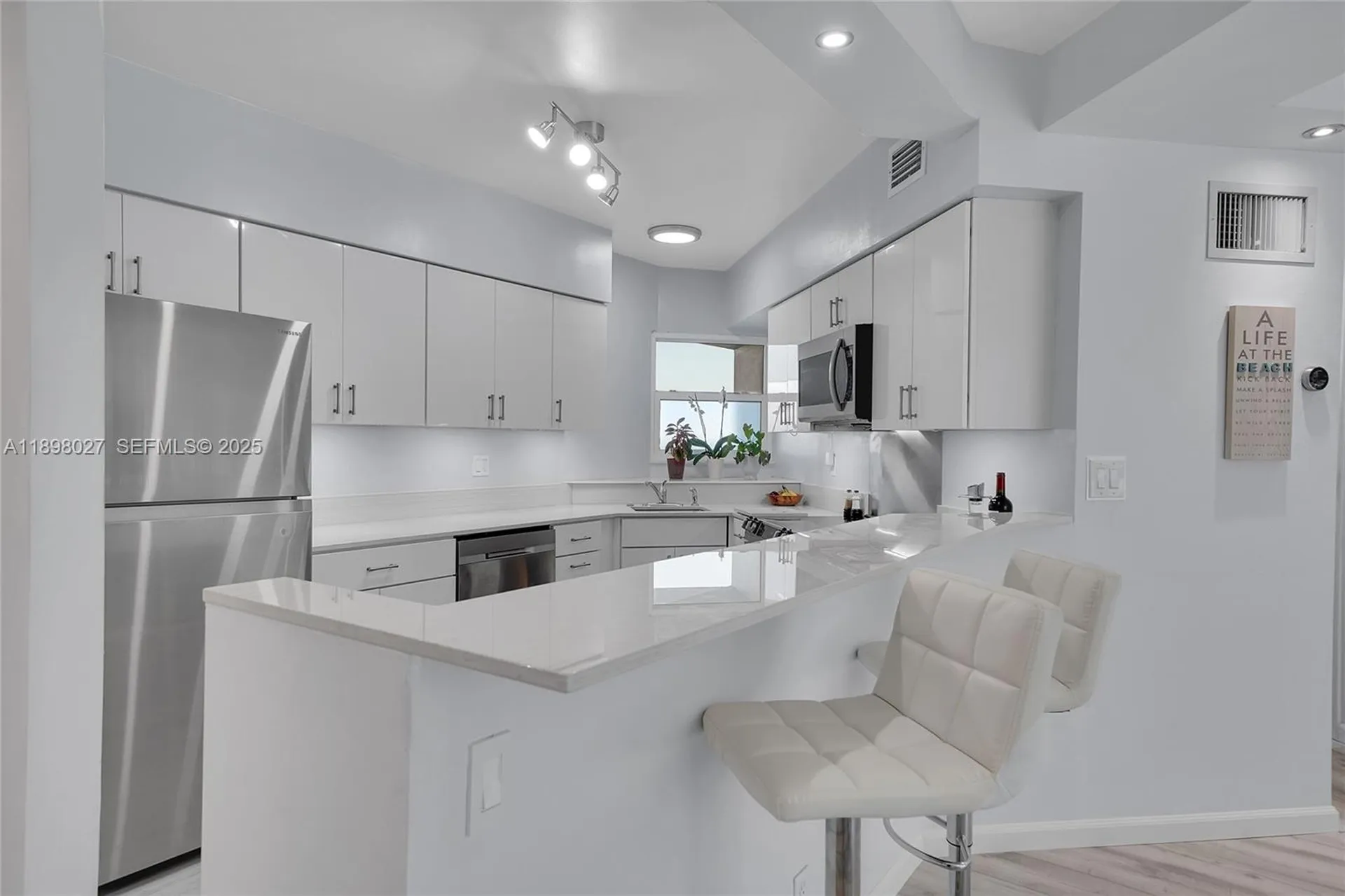 1900 S Ocean Drive Fort Lauderdale FL 33316