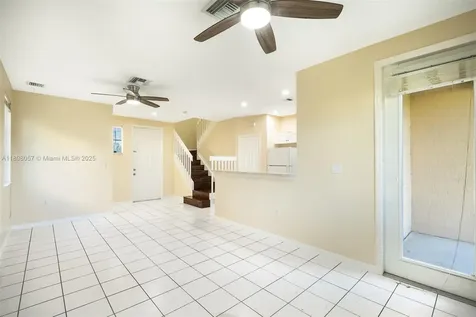 6051 SW 19th Place North Lauderdale FL 33068