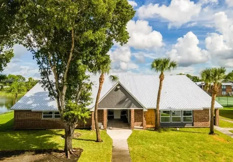 2000 S Main Street Belle Glade FL 33430