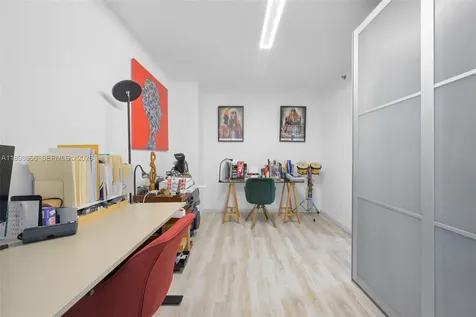 1581 Brickell Avenue Miami FL 33129