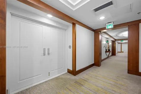1581 Brickell Avenue Miami FL 33129