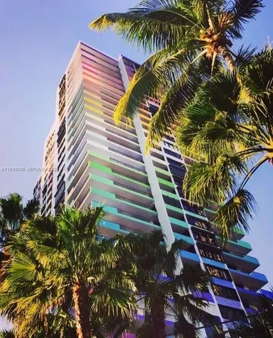 1581 Brickell Avenue Miami FL 33129