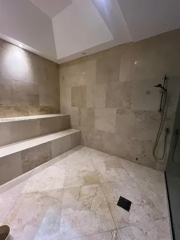 1581 Brickell Avenue Miami FL 33129