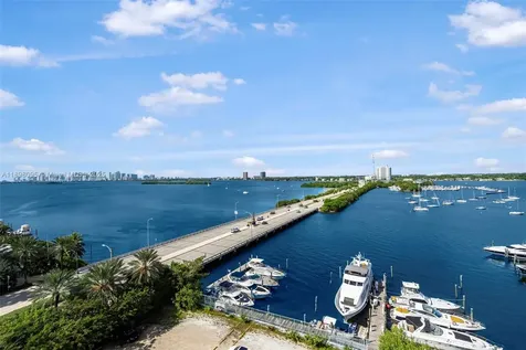 7904 West Drive North Bay Village FL 33141