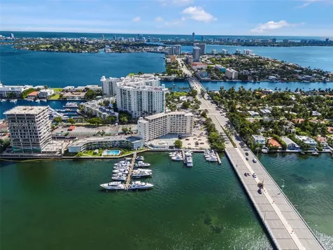 7904 West Drive North Bay Village FL 33141