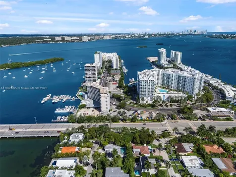 7904 West Drive North Bay Village FL 33141