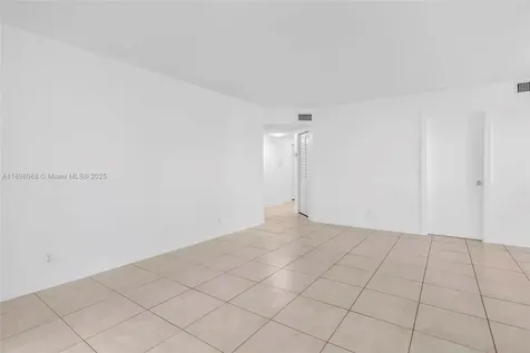 8002 Lagos De Campo Boulevard Tamarac FL 33321