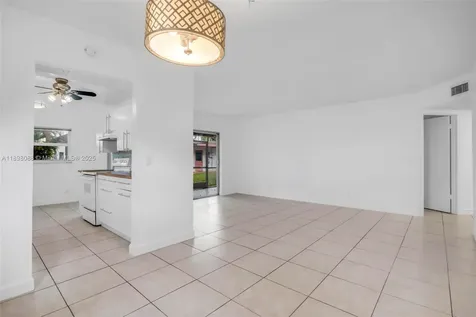8002 Lagos De Campo Boulevard Tamarac FL 33321