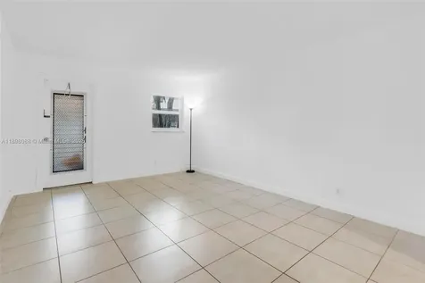 8002 Lagos De Campo Boulevard Tamarac FL 33321