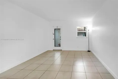 8002 Lagos De Campo Boulevard Tamarac FL 33321