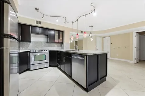 1733 Village Boulevard West Palm Beach FL 33409