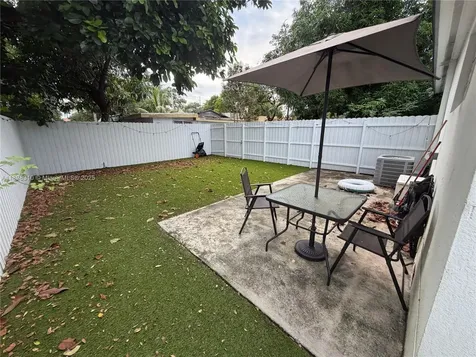 1132 NW 38th Street Miami FL 33127