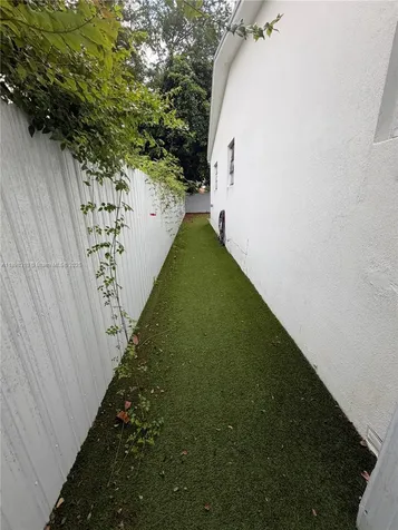 1132 NW 38th Street Miami FL 33127