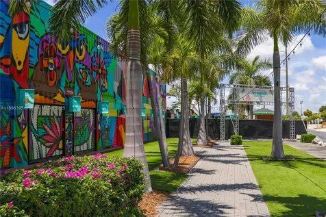 3132 NW 43rd Street Miami FL 33142